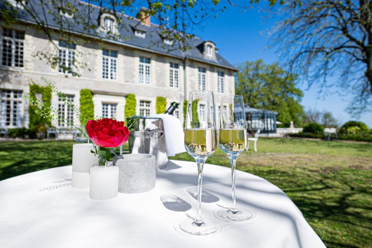 Chateau De Noirieux Briollay Bagian luar foto