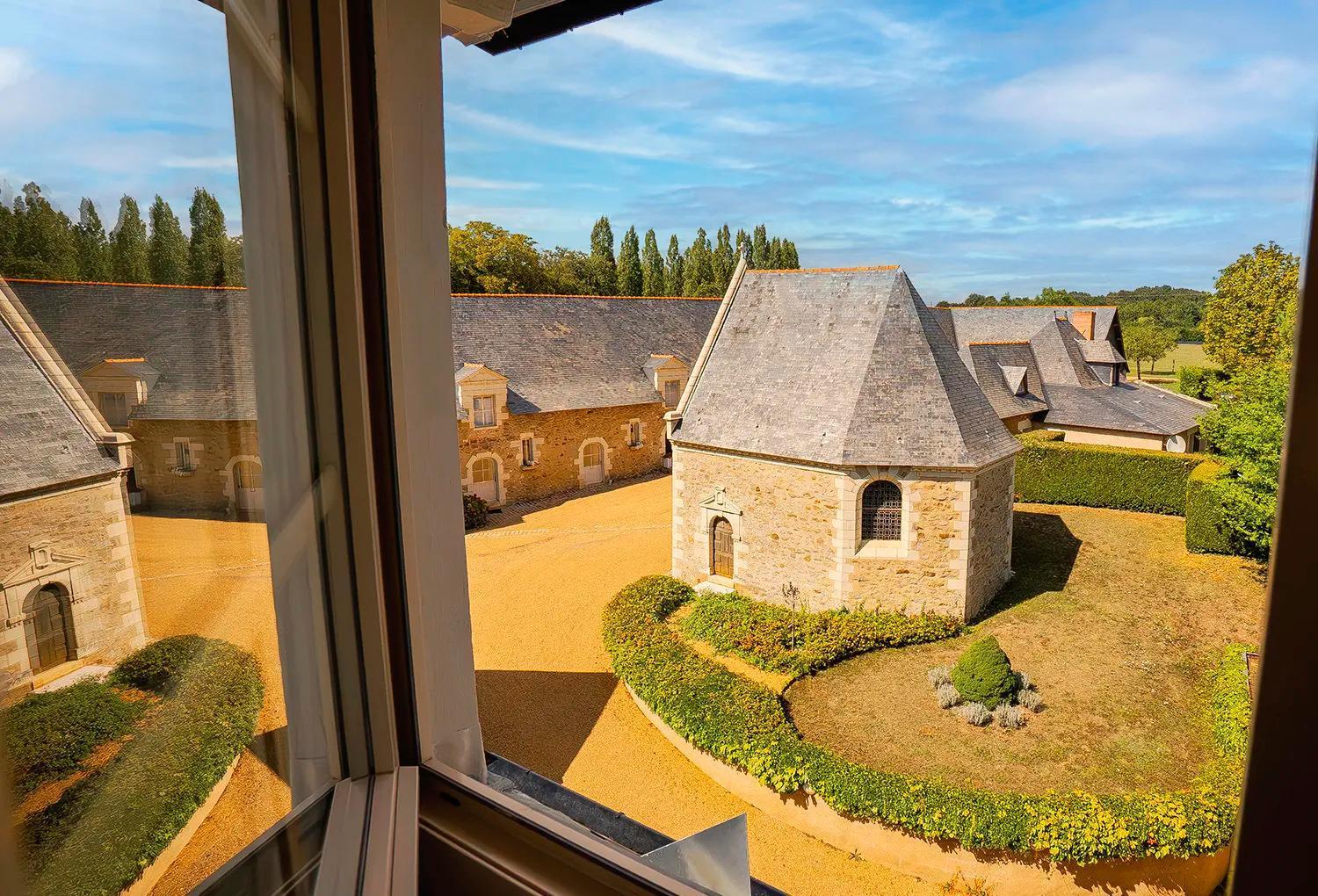 Chateau De Noirieux Briollay Bagian luar foto